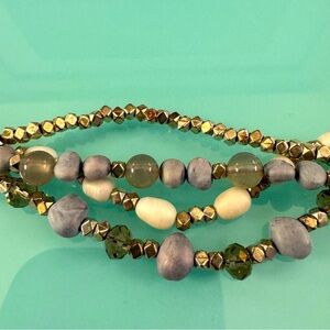 Plum and silver-tone beaded bracelet with button/loop closure